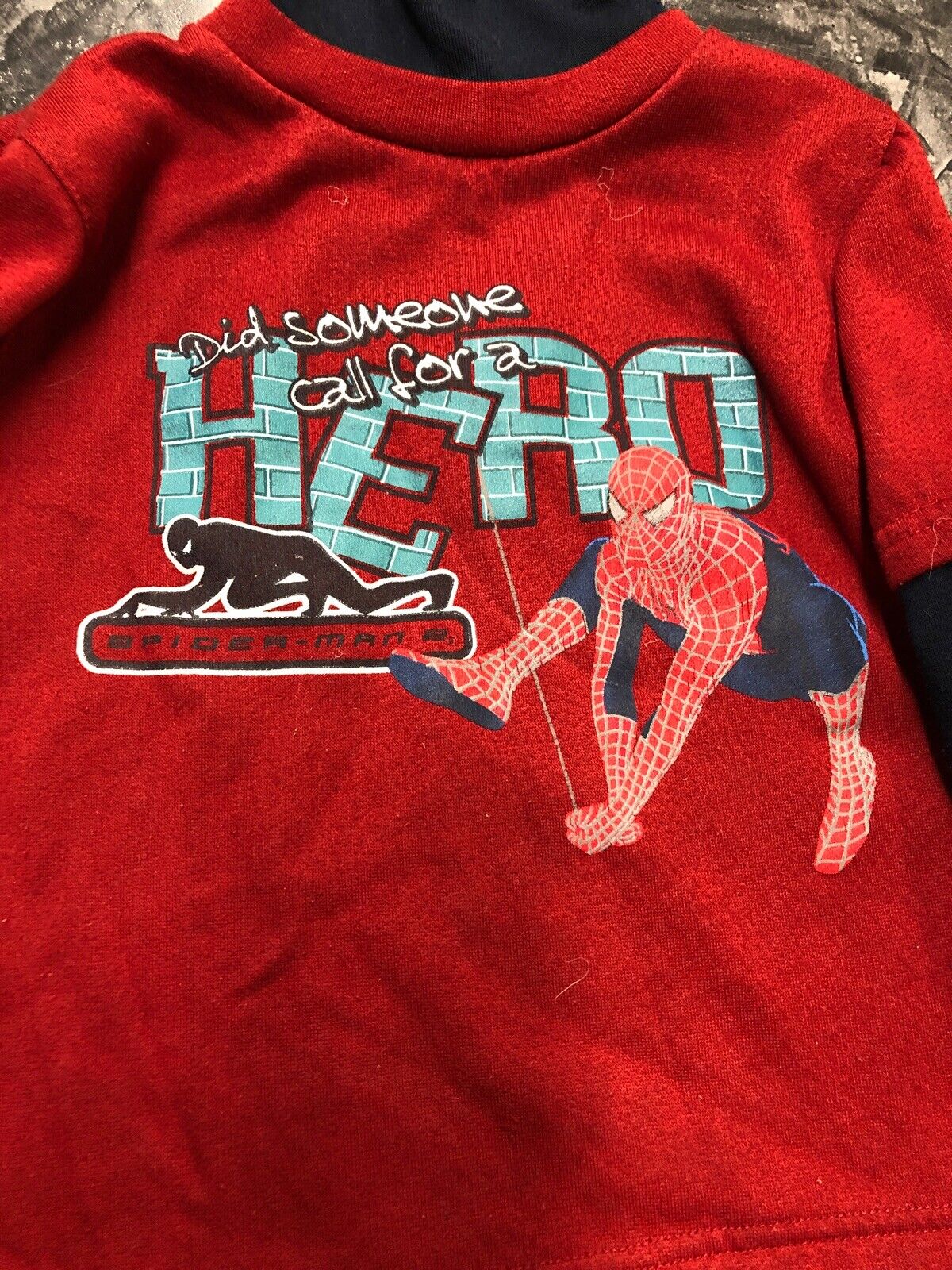 Vintage Youth T Shirt - Spider-Man 2 Did Someone Call For A Hero? Red Size 3T