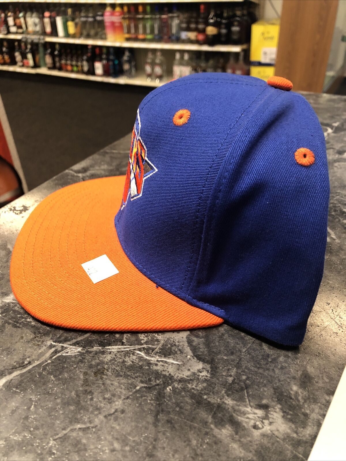 VintageNew York Knicks blue and orange snapback Adidas NBA basketball