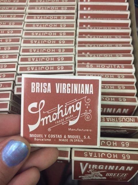 VINTAGE VIRGINIAN BREEZE SMOKING ROLLING PAPER BOOKLET