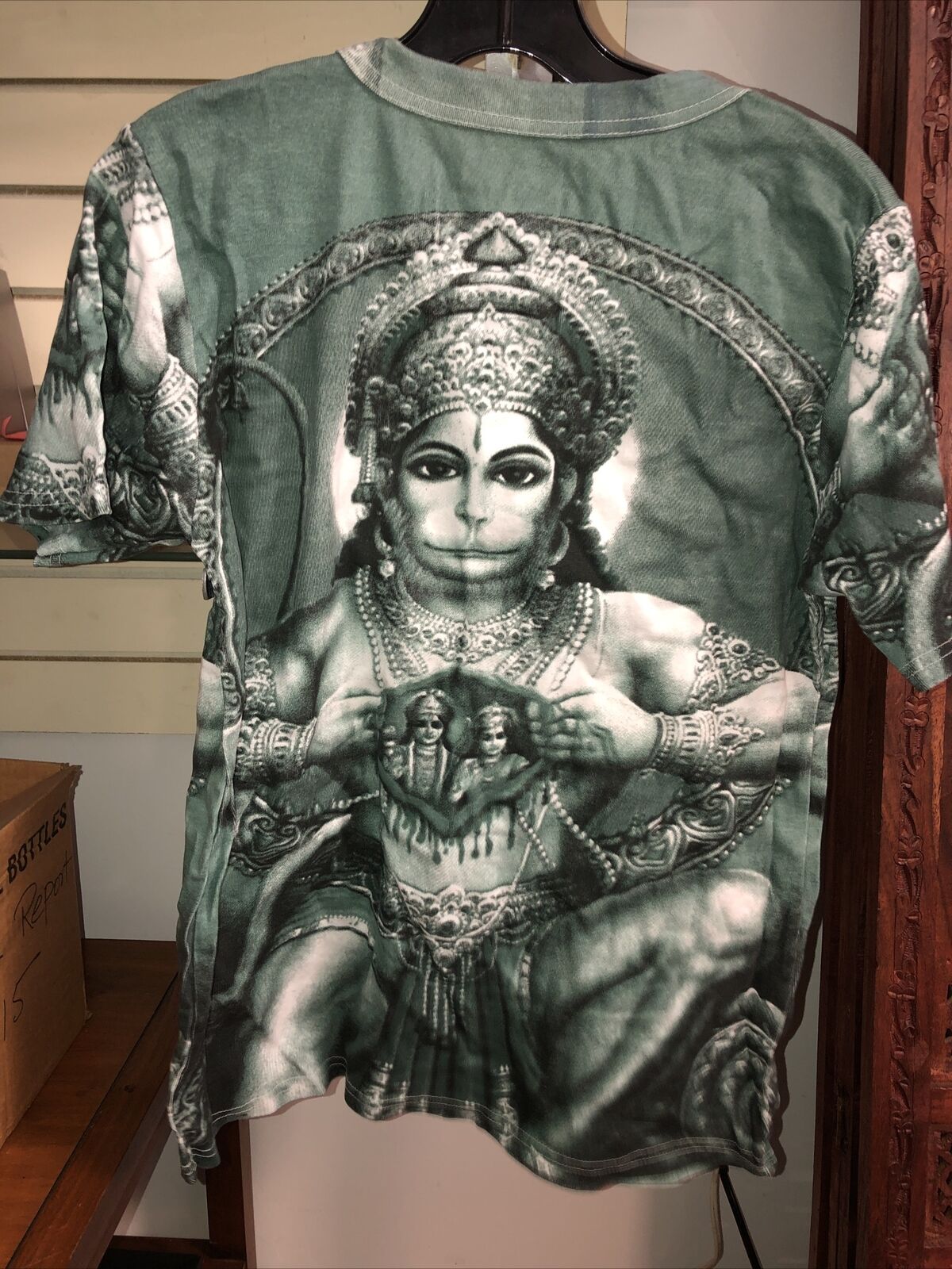 Vintage T Shirt - Trippy India Money Green Rip Open Chest Size M Hanuman