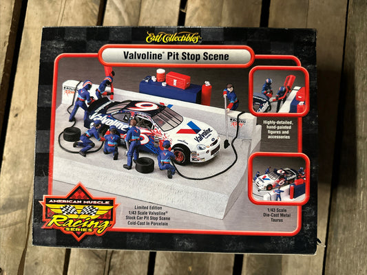 American Muscle Racing Porcelain Cold Cast  1/43 Valvoline Pit Stop Scene COOL