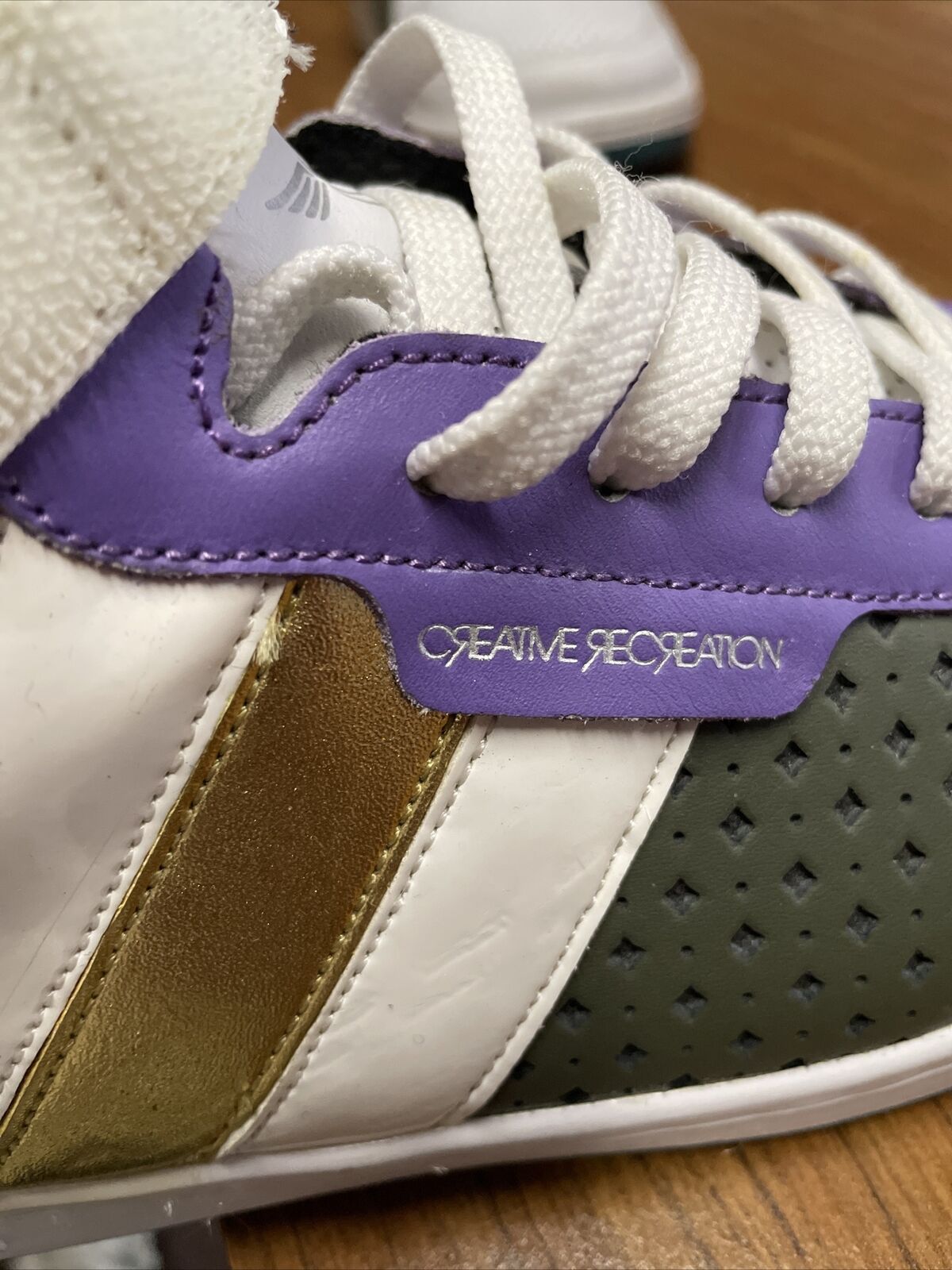 CREATIVE RECREATION Purple White Gold  Leather ATHLETIC W DICOCO sz 8.5