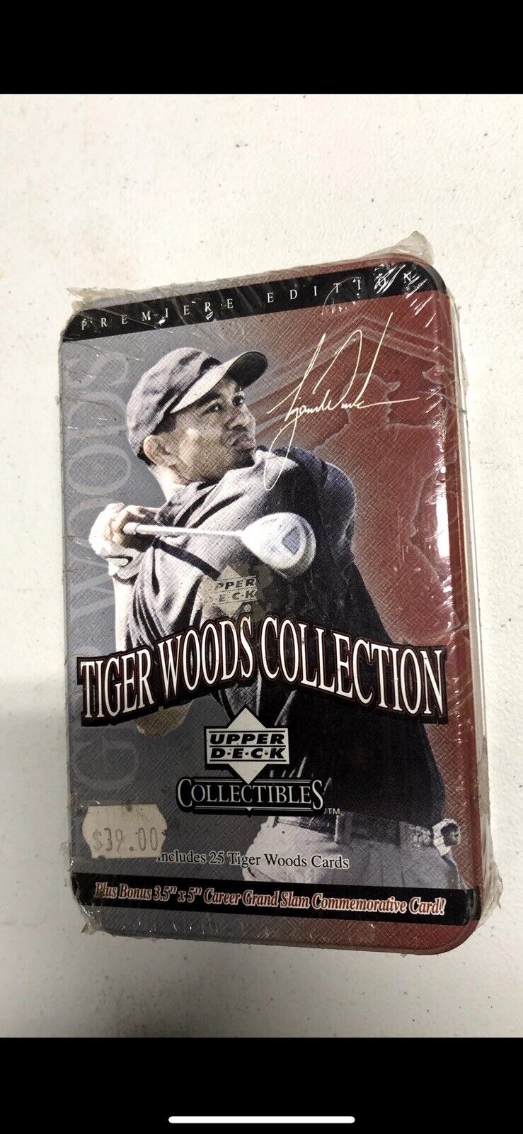 2001 Upper Deck Tiger Woods 25 card ROOKIE Tin Set,Grand Slam Commemorative card