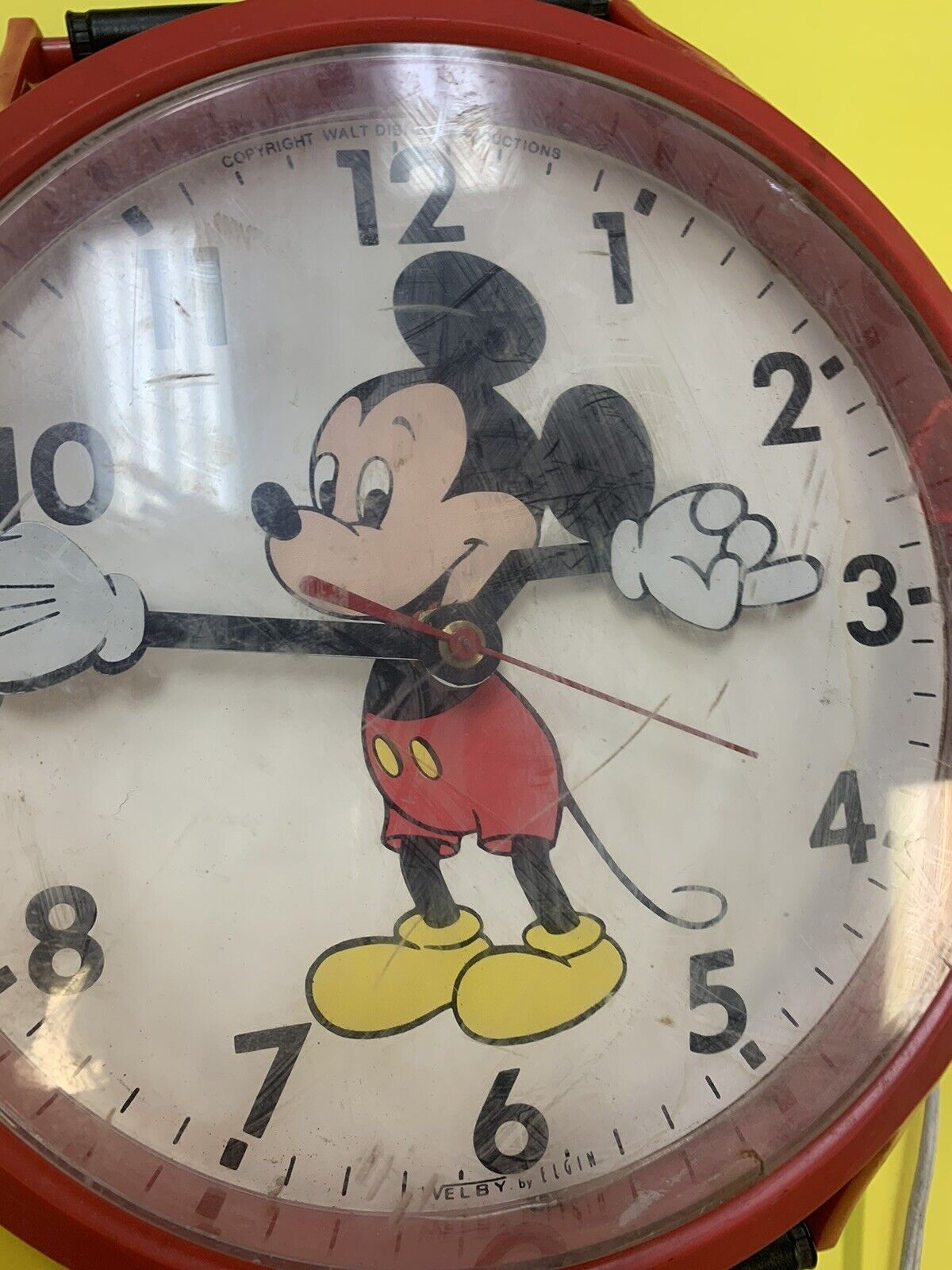 Disney Mickey Mouse Elgin Welby Watch Shape Wall Novelty Clock Vintage