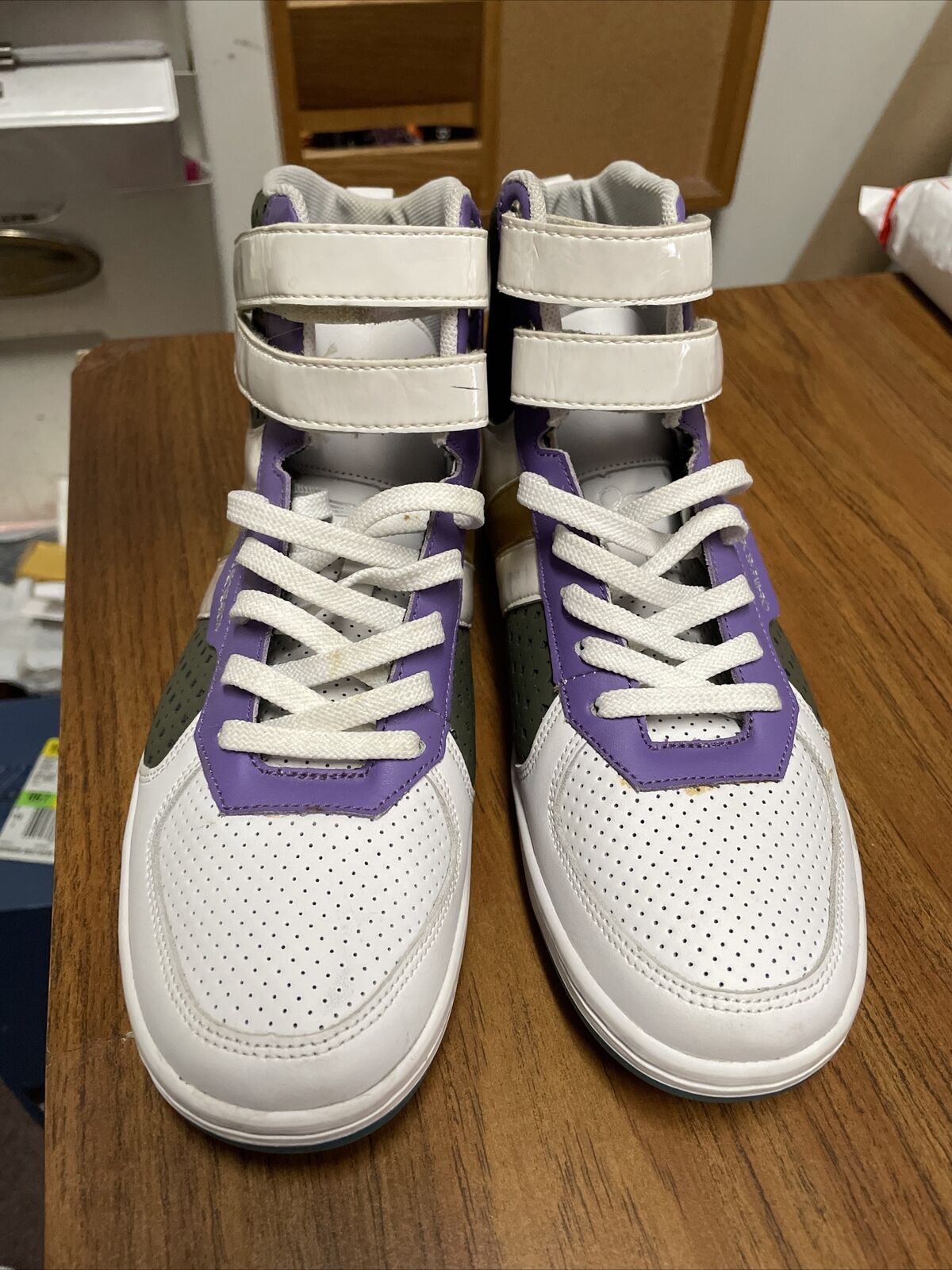 CREATIVE RECREATION Purple White Gold  Leather ATHLETIC W DICOCO sz 8.5