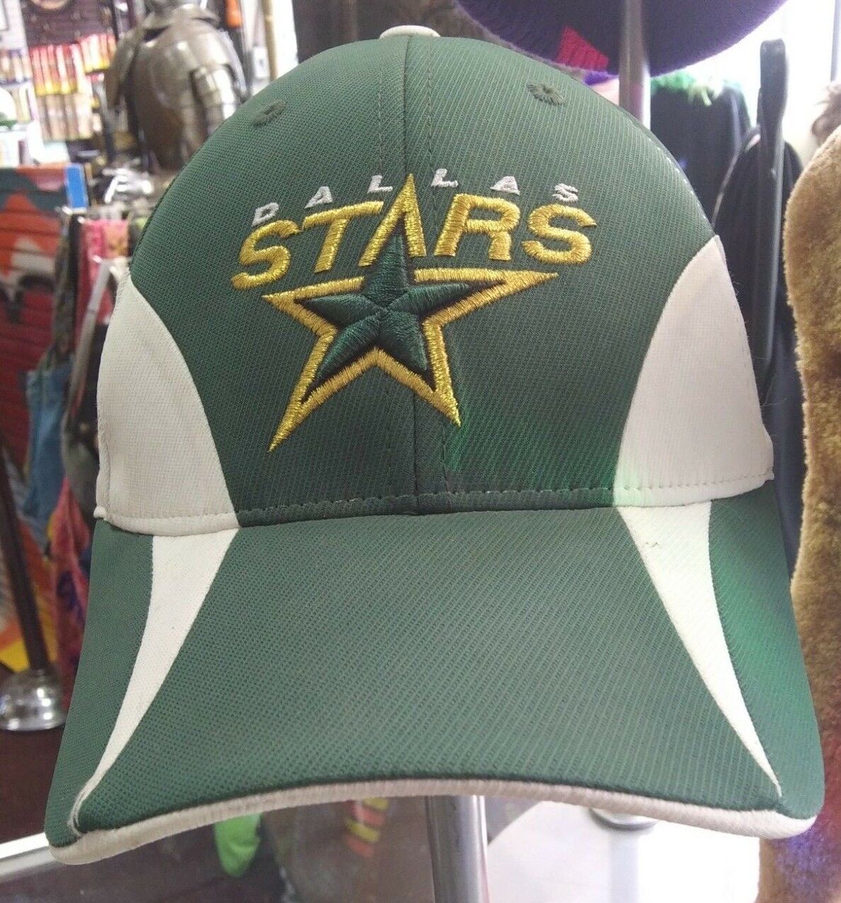 Dallas Stars Adjustable Snap Back Hat by Reebok Green with White Stripe