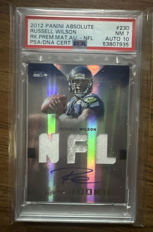 2012 Absolute - Rookie Premiere Materials #230 Russell Wilson /299 Auto RC