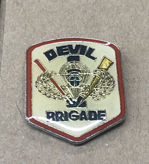 DEVIL'S BRIGADE LAPEL HAT PIN UP US 5TH ARMY 1st Brigade 82d Airborne Division 