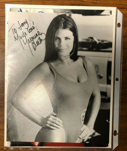 Autographed Headshot Of Yasmine Bleeth Baywatch Classic American Actresses