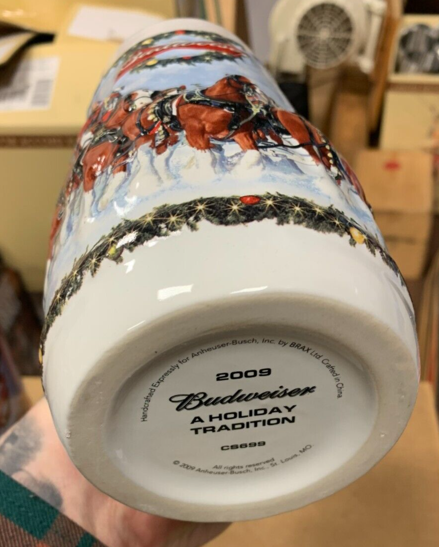 Budweiser 2009 Holiday Stein NIB "A Holiday Tradition" w/ COA Clydesdales Beer