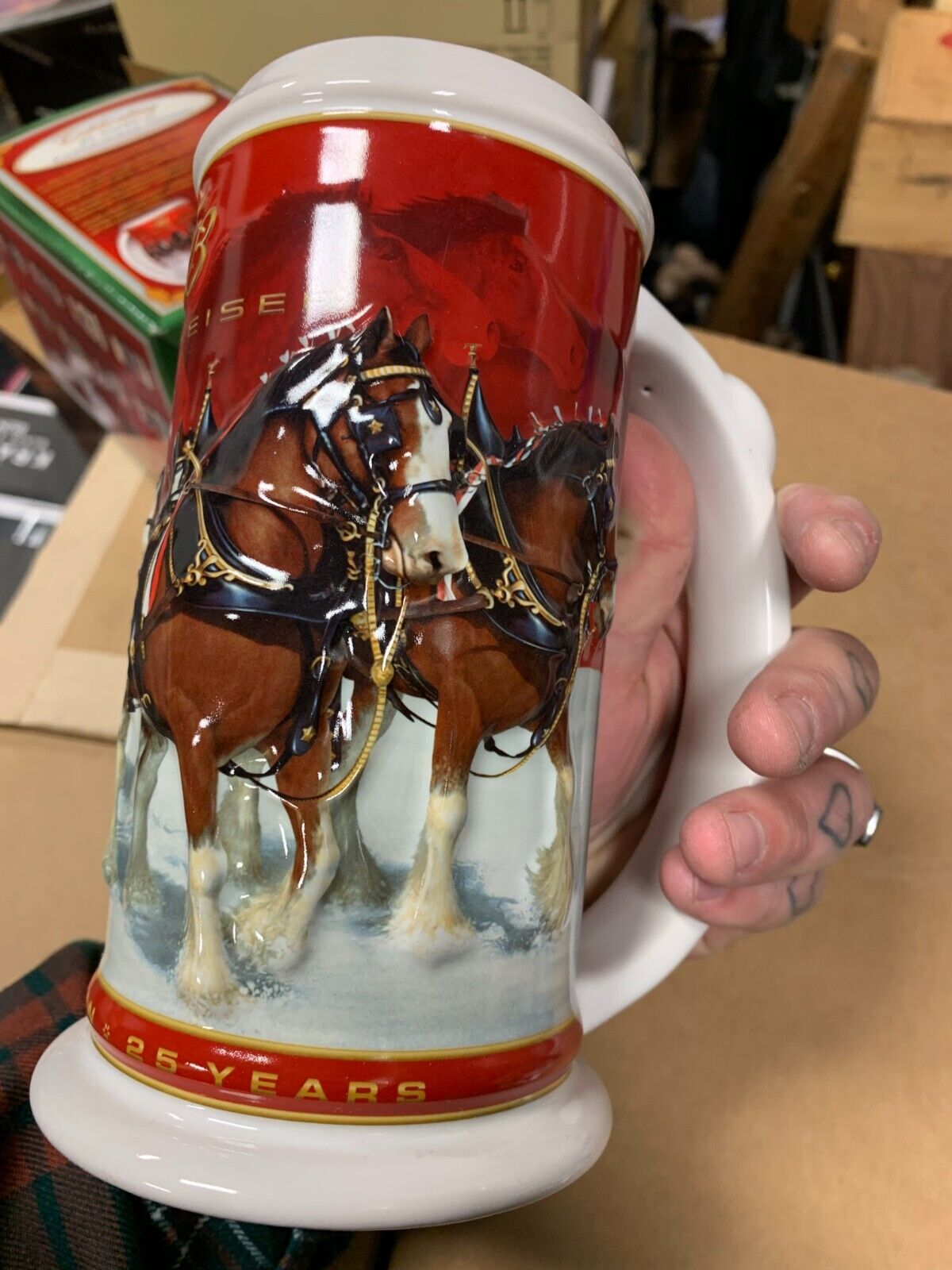 Budweiser 2004 Holiday Stein 25th Anniversary NIB w/ COA Clydesdales Christmas