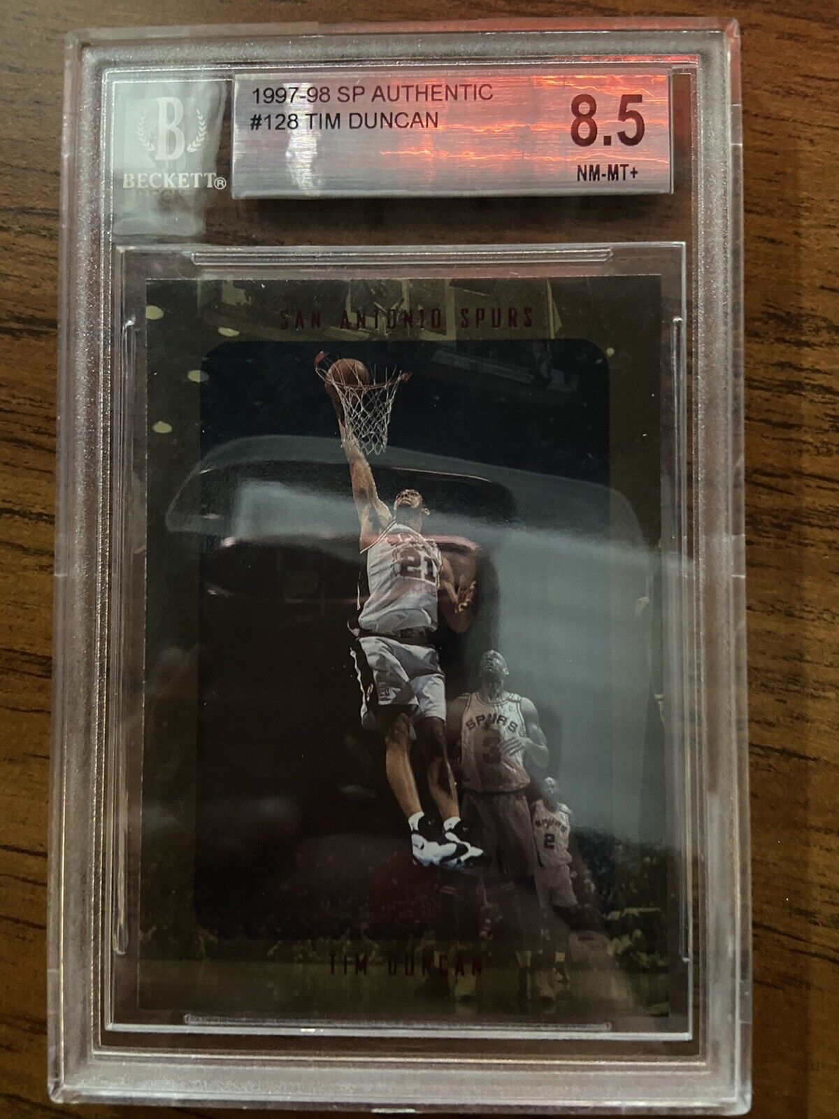 1997 SP Authentic Tim Duncan Rookie Card #128 BGS 8.5 (9.5 Center) - NICE 🔥🔥🔥