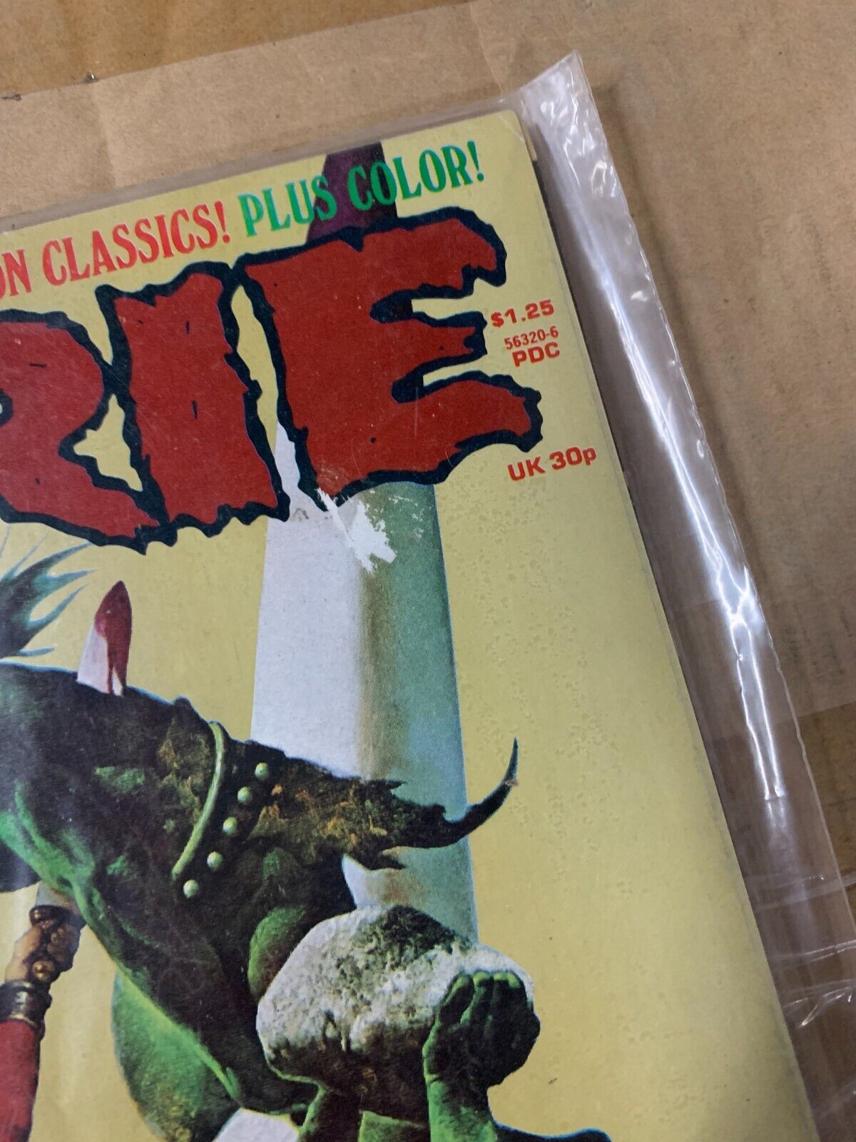 Warren Magazine "Eerie" #69 (1975) Cover By Manuel Sanjulian Annual Feature