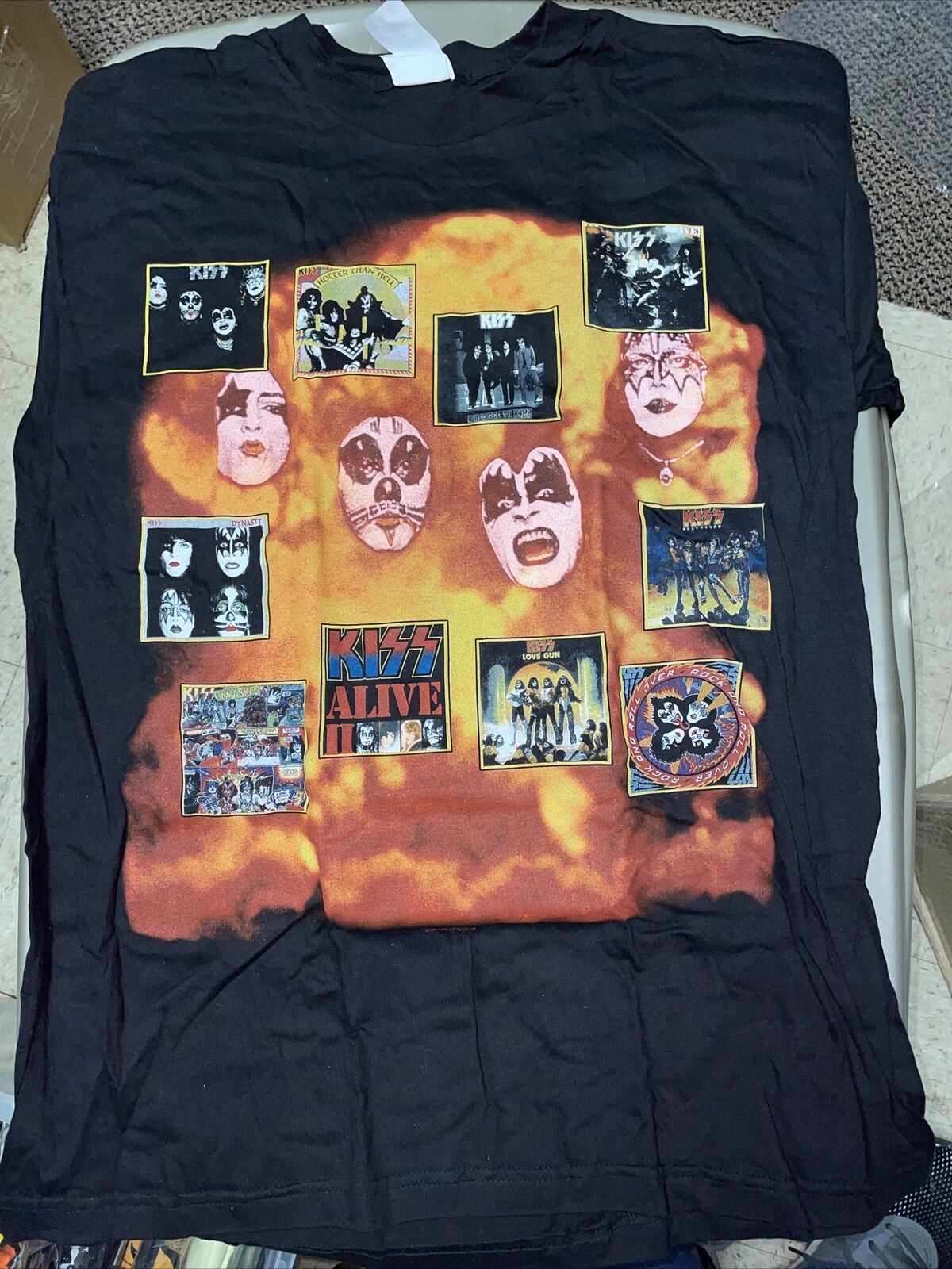 Vintage Rock T Shirt- Kiss Band Merchandise Concert Cronies 1999 Size L Albums