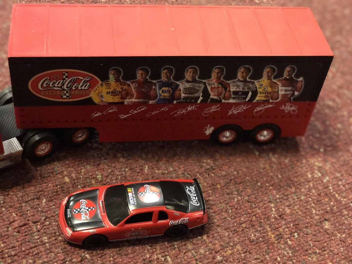 2002 COCA COLA COKE NASCAR CARRIER TRUCK WITH RACE CAR Rare