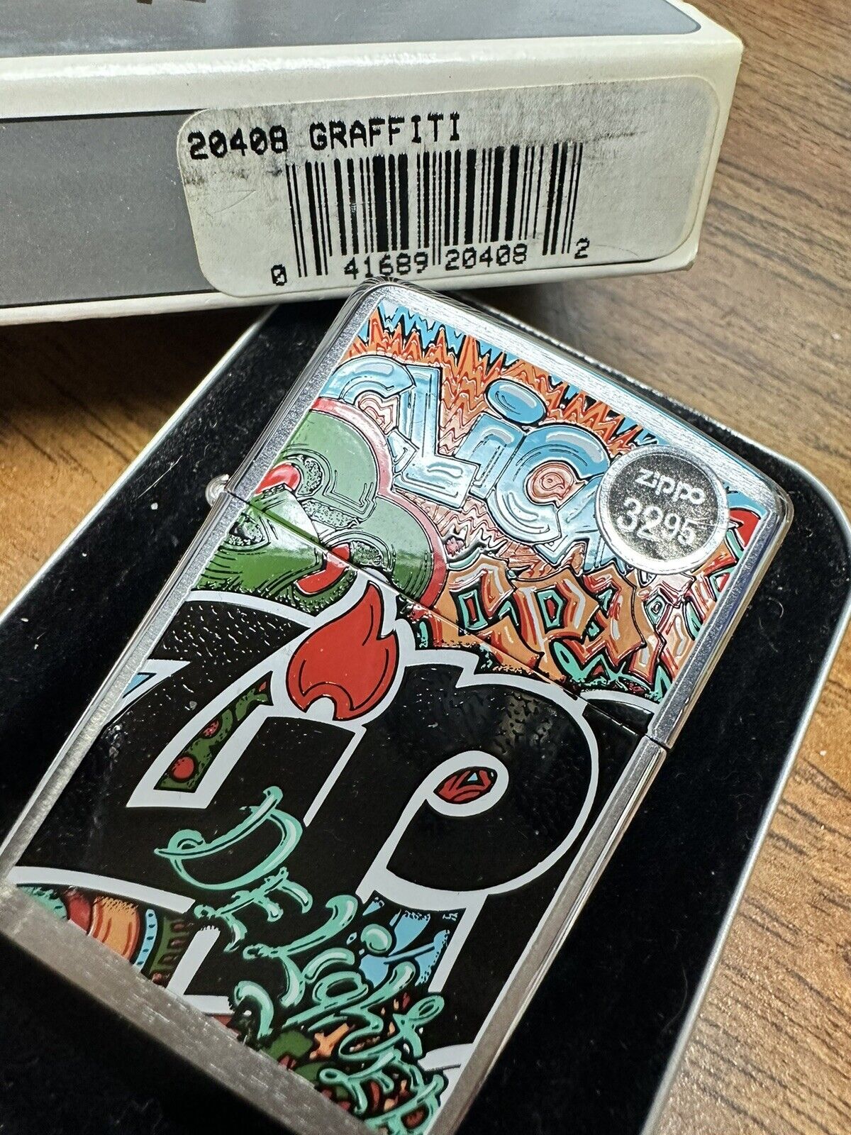 ZIPPO 2003 COLLECTORS GRAFFITI LIGHTER UNFIRED IN BOX  UNSTUCK WINDPROOF