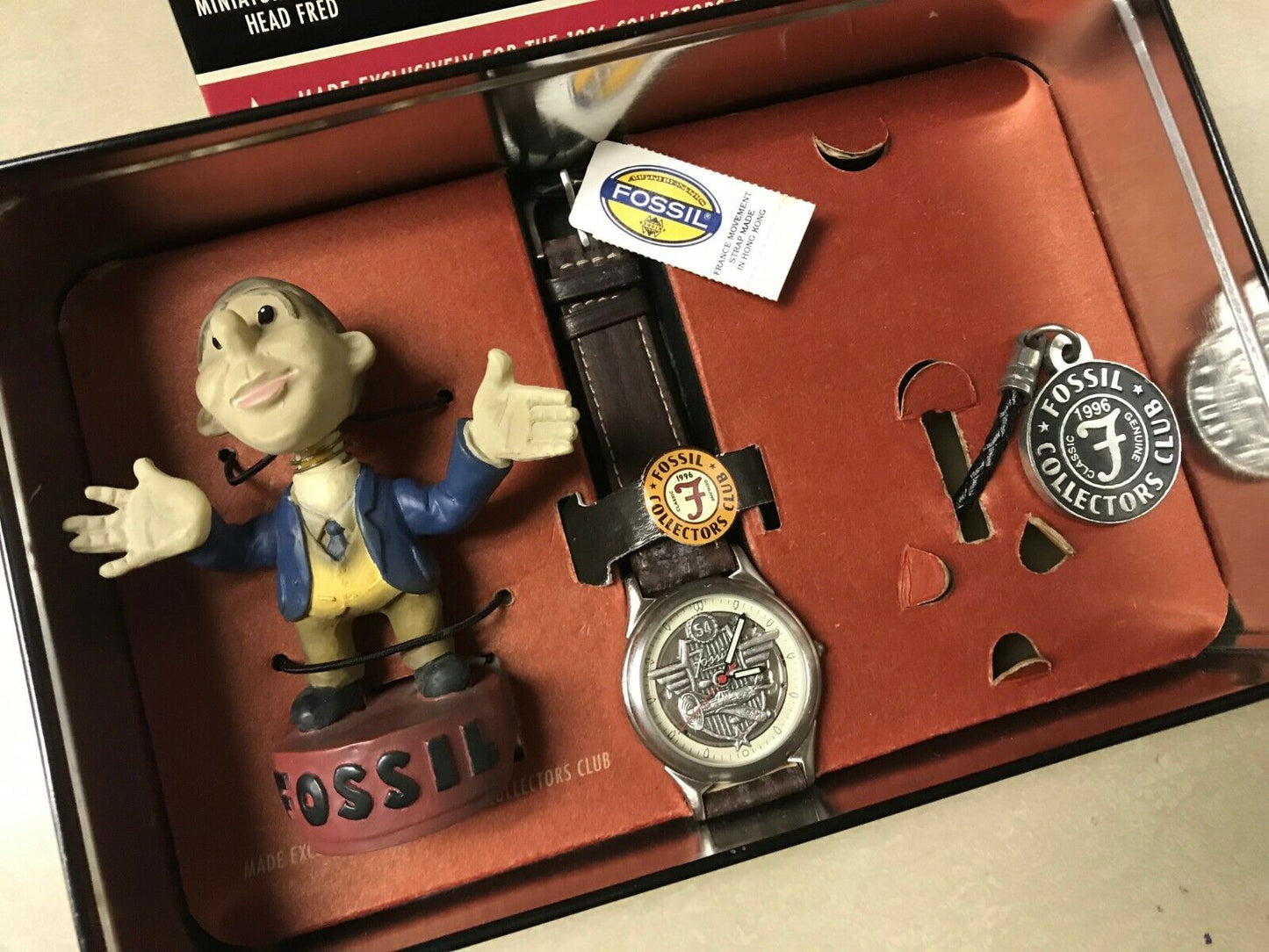 Fossil Original 1996 COLLECTOR'S CLUB Watch Includes Mr. Fossil Key Chain Rare