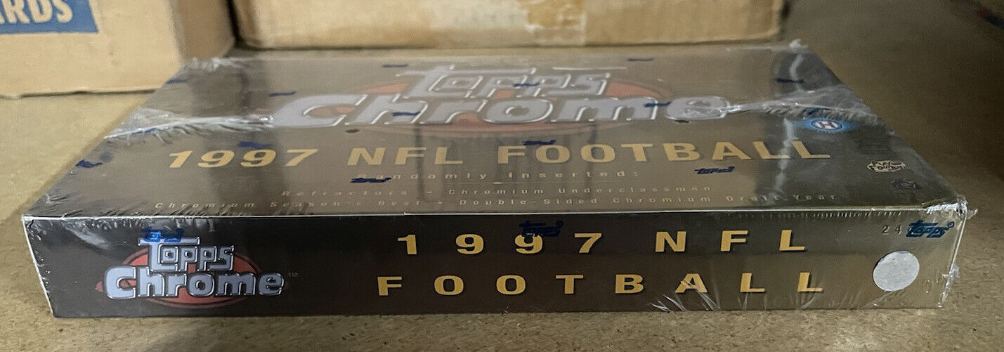  1997 TOPPS CHROME  FOOTBALL  FACTORY SEALED  HOBBY BOX   