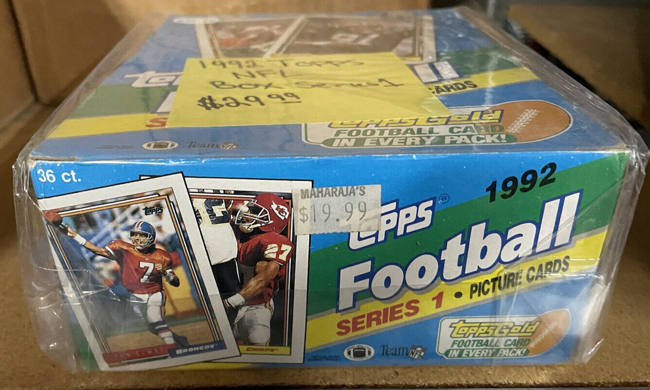 1992 TOPPS FOOTBALL SERIES 1  WAX BOX 36 PACKS WITH 1 GOLD CARD PER PK RARE VTG