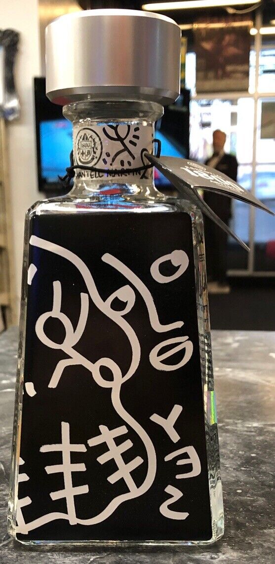 1800 Tequila Essential Artist Series SHANTELL MARTIN Bottle - Yes To Yes