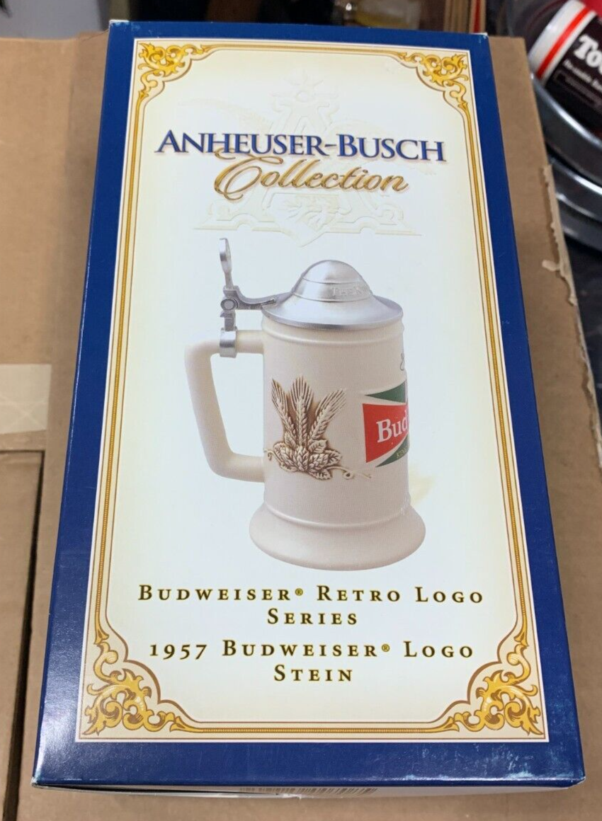 Anheuser Busch Collection Budweiser Retro Logo Series 1957 Logo Stein NIB w COA