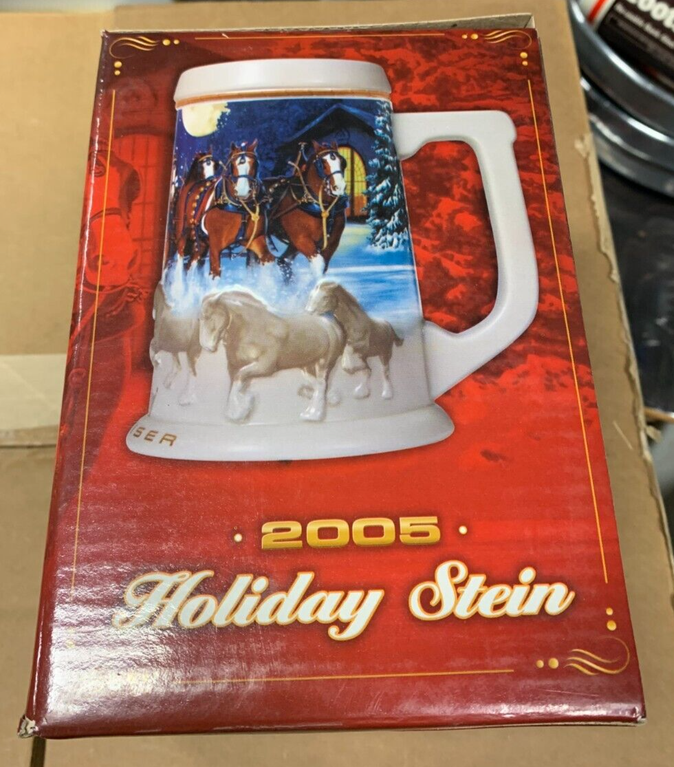 Budweiser 2005 Holiday Stein NIB w/ COA Clydesdales King Of Beers American